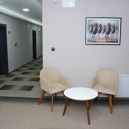 Semberski Salas Intergaj Hotel *
