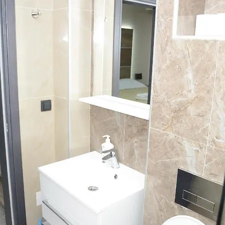Semberski Salas Intergaj Hotel ホテル *